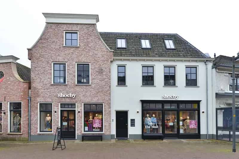 Winkel te Huur Borne Centrum 235m2 Gerenoveerd