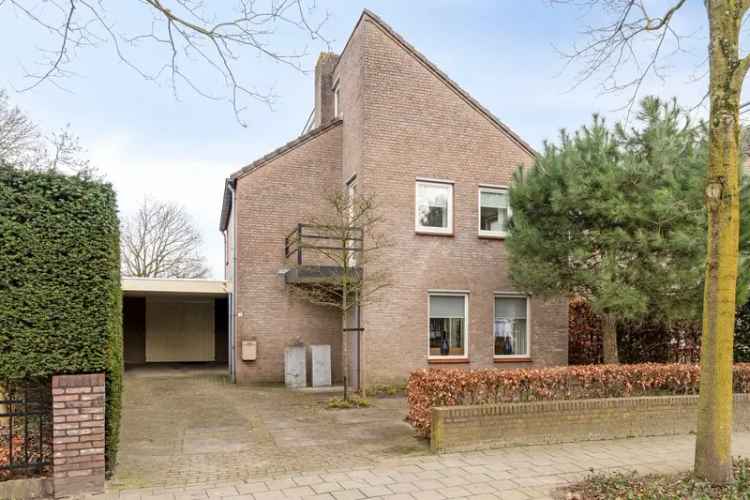 Huis te koop Oss: Ruim vrijstaand woonhuis met 6 slaapkamers en 2 badkamers