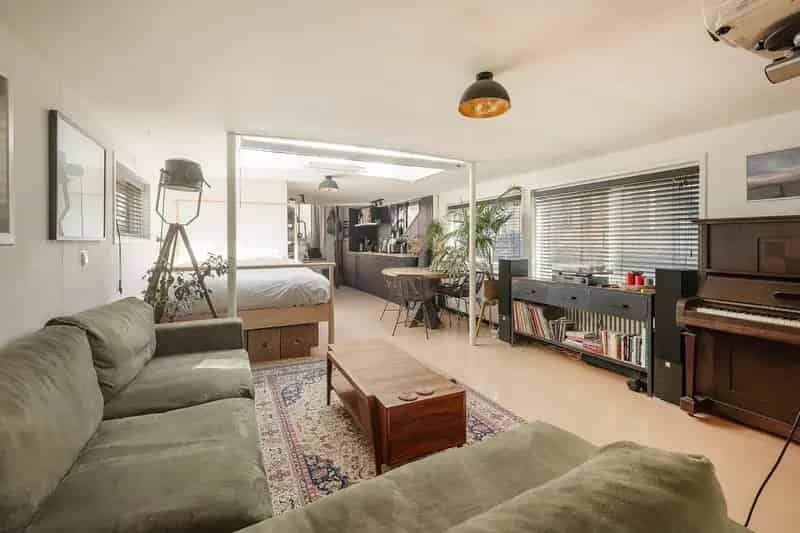 Woonboot te koop Amsterdam Wittenkade Moderne Loft 75m2