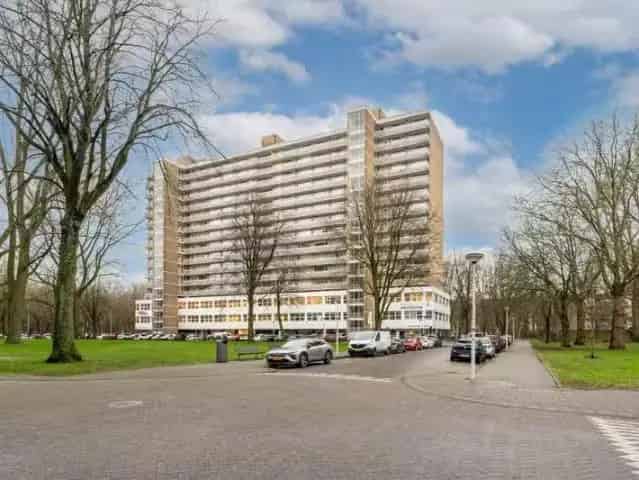 2 Kamer Appartement Buitenveldert Balkon Uitzicht 13e Verdieping