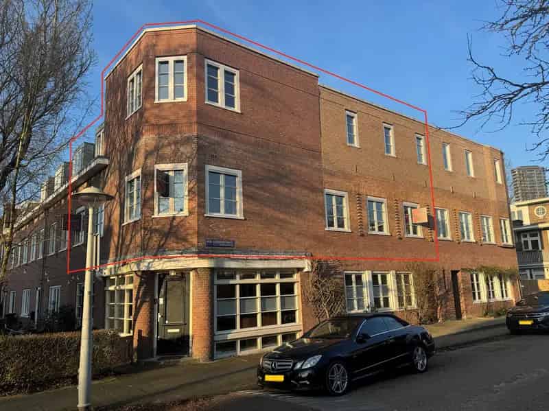 Jaren 20 Dubbele Bovenwoning Amsteldorp 172m2 Ruim Dakterras