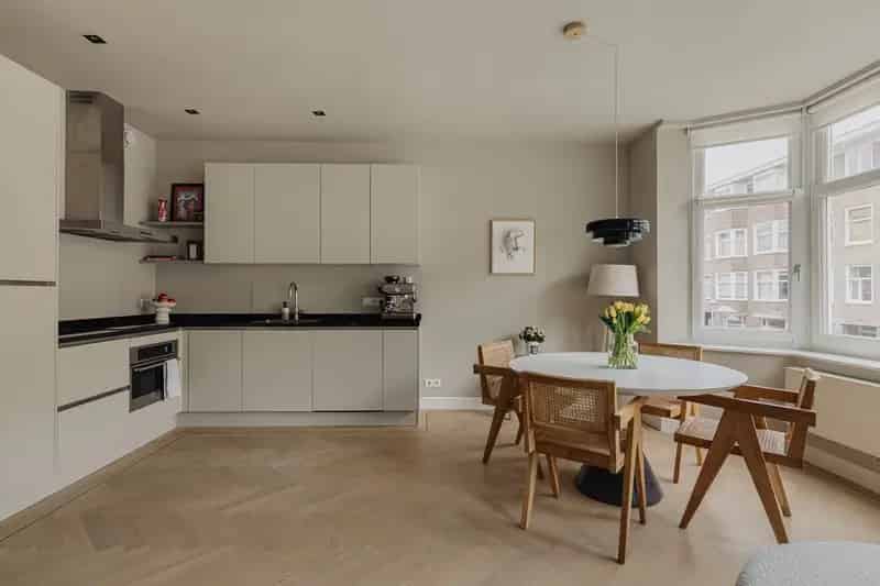 Amsterdam Rivierenbuurt: Luxe 3-kamerappartement met Terras