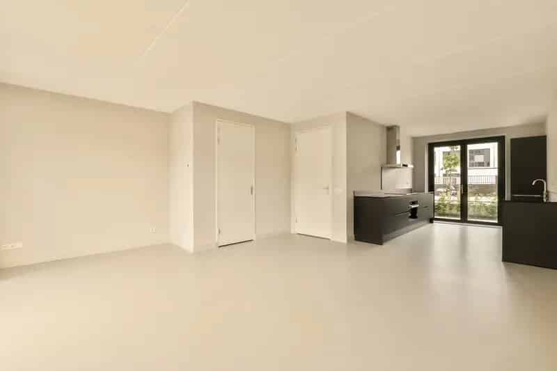 5 Slaapkamers, 2 Badkamers, Ruime Tuin Muiden