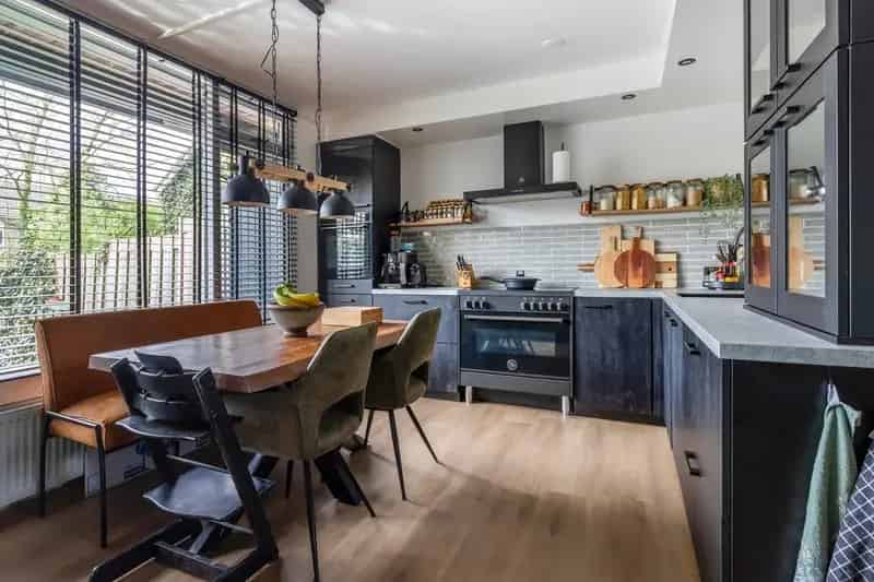 Ruime Splitlevelwoning Vaassen 4 slaapkamers Instapklaar