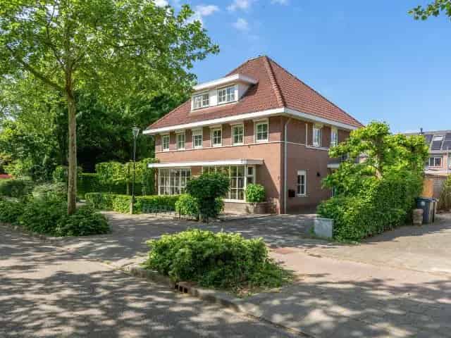 Statige Tweekapper Klein Rome 5 slaapkamers
