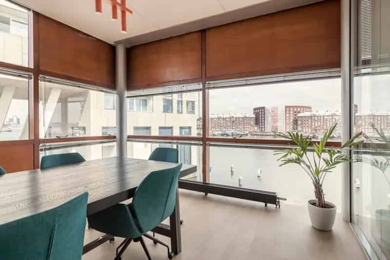 Kantoorruimte Amsterdam Ertskade 613m2 te huur