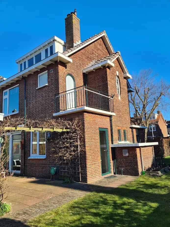 Hoekwoning Leidschendam 390m2 Tuin Garage Kelder 139m2