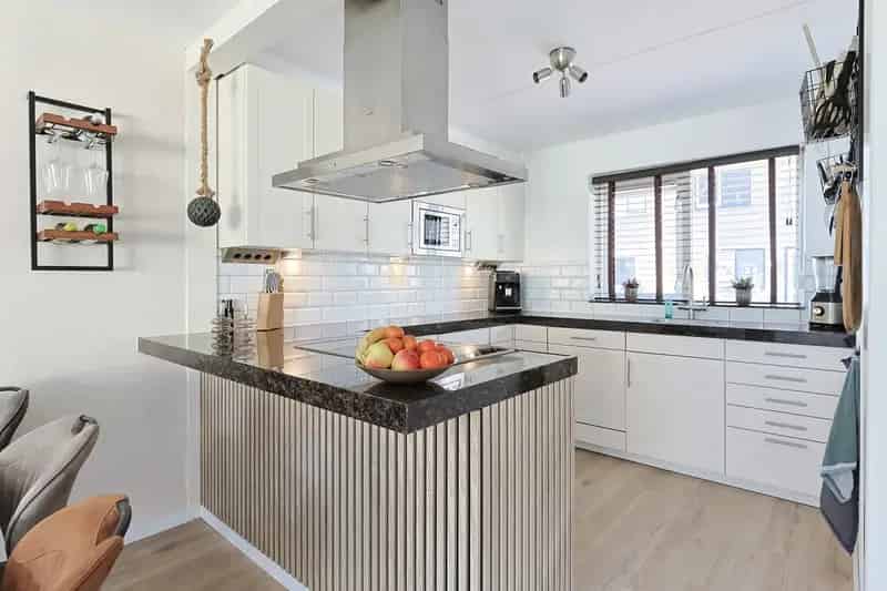 Huis te koop Leiderdorp 4 slaapkamers Zonnepanelen Instapklaar