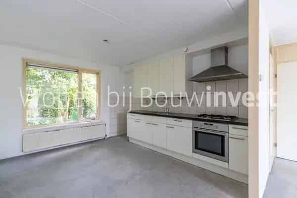 Ruime eengezinswoning Westwijk 3 slaapkamers diepe tuin