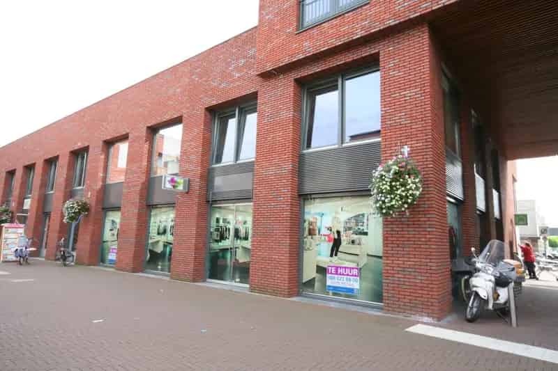 Winkel te Huur Zwolle Zuid 251m2