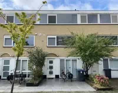 Gezinswoning 170m2 5 slaapkamers 2 badkamers tuin