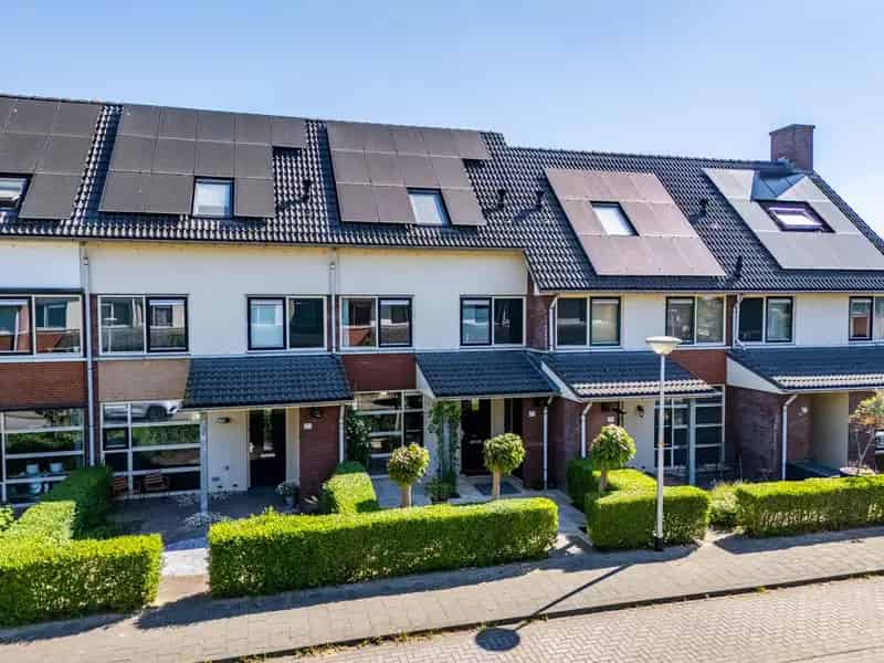 Huis te koop Zutphen De Teuge 29  3 5 slaapkamers moderne keuken tuin