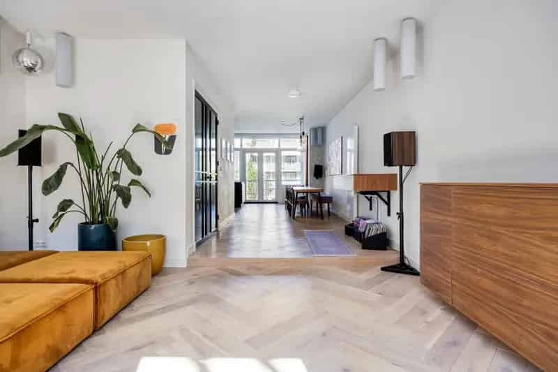Rotterdam Bergweg Ruim Dubbel Bovenhuis 3 Slaapkamers gerenoveerd