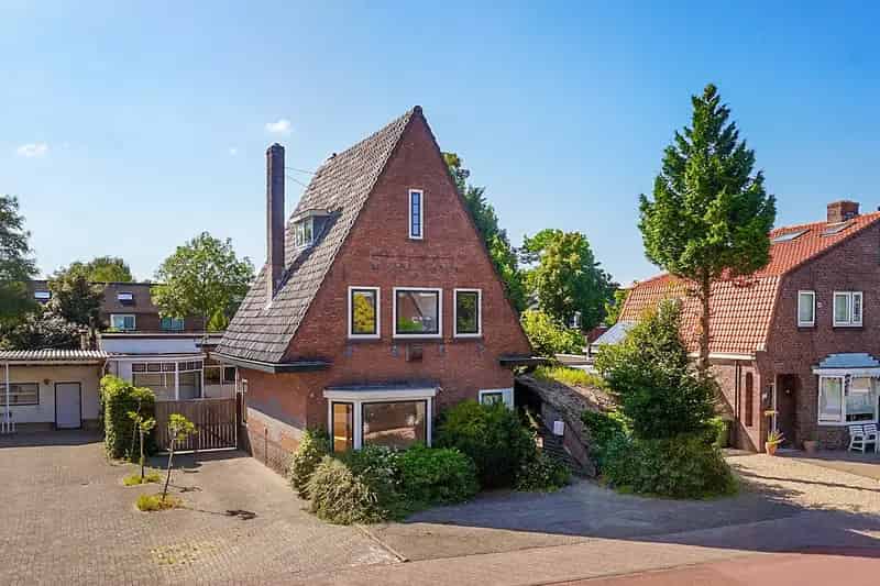 Vrijstaand jaren 30 huis Bilthoven 409m2 perceel 3 slaapkamers