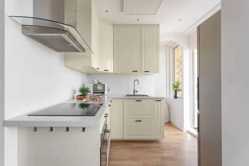 Modern Appartement Badhoevedorp - Instapklaar & Gasloos