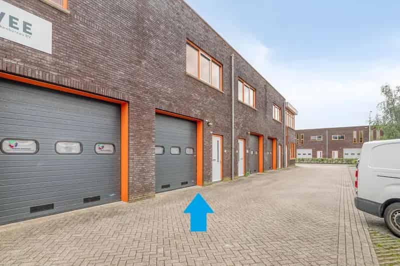 Bedrijfshal Bodegraven | Zoek bedrijfshallen te koop: Tjalk 15-d 2411 NZ Bodegraven 