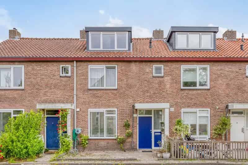 Huis te koop Amsterdam: 5 slaapkamers, serre & tuin