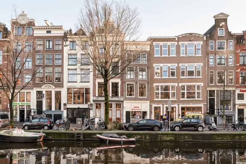 Amsterdamse Grachtenpand 1753: 273m² Achterhuis, Wonen & Werken