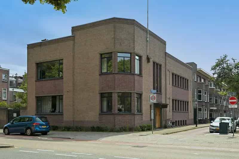Kantoorpand te Huur Benoordenhout Den Haag 580m2