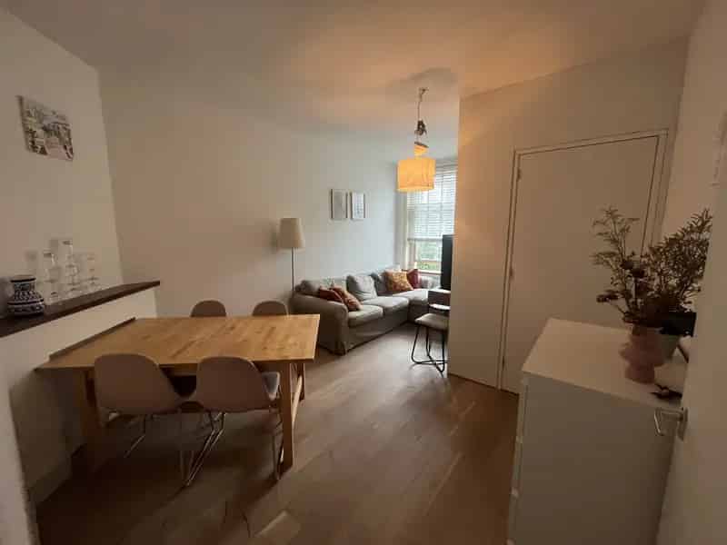 Kamer te Huur Amsterdam Zuid Hoofddorpplein Juli Augustus