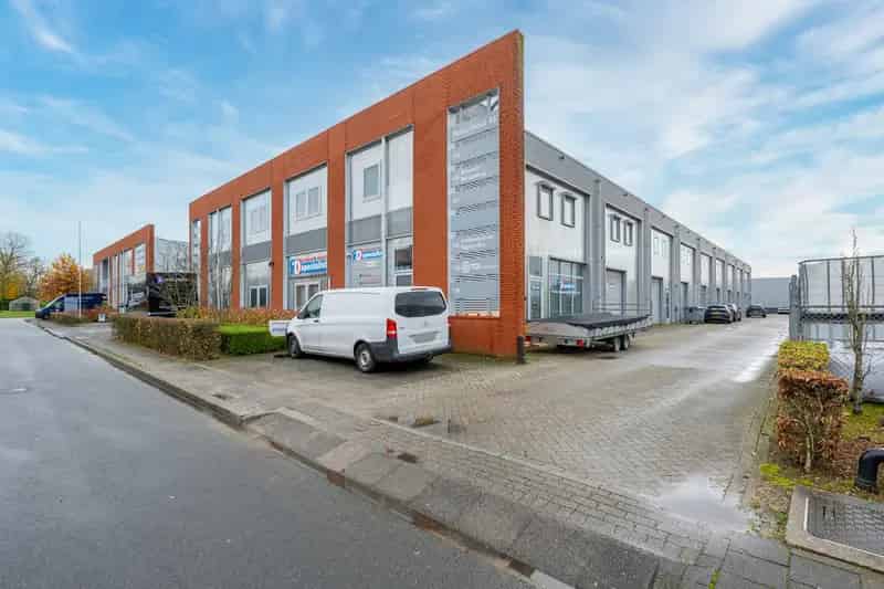 Bedrijfshal te Koop in Houten Pakketboot 13 c