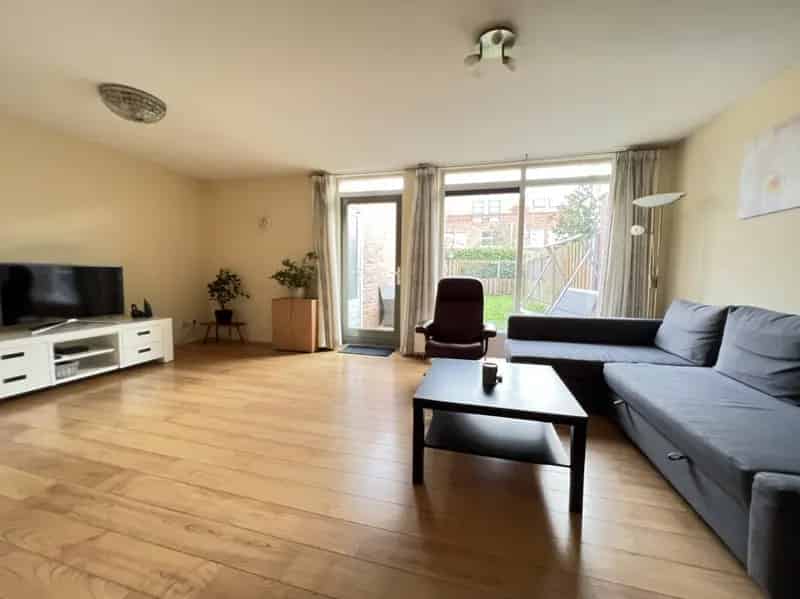 Gemeubileerde woning Parkwijk Noord 3 slaapkamers tuin