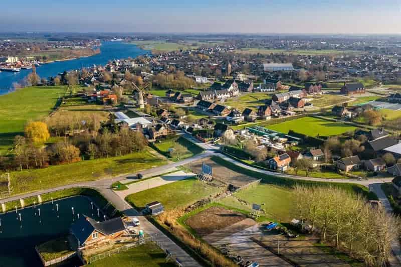 Bouwkavel 685m2 te koop in Veen