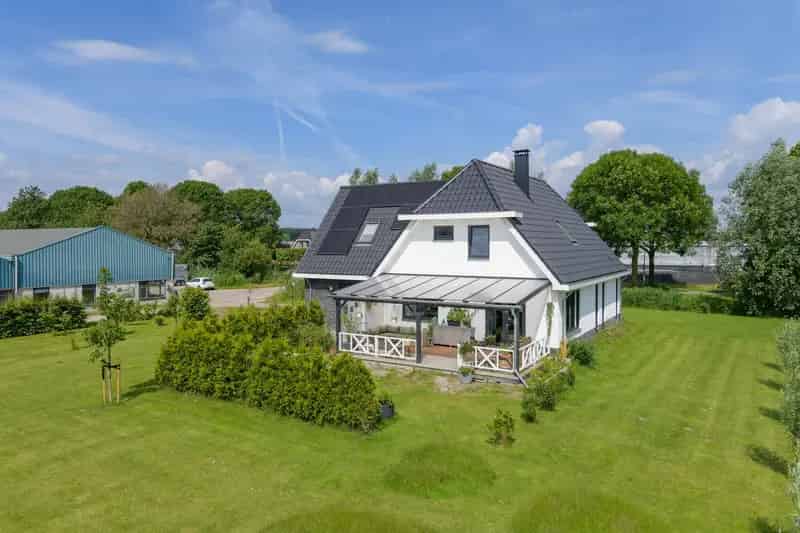 Paardenhouderij Almere: Paddock Paradise met Woning