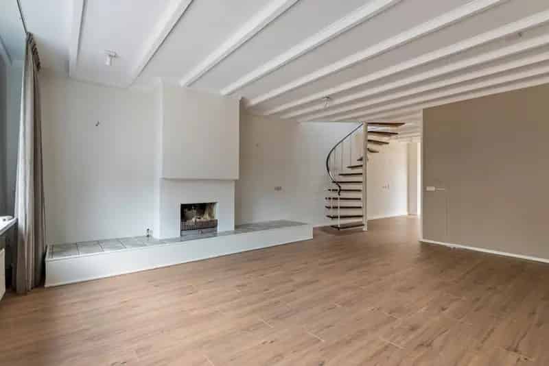 Bovenwoning Veenendaal 3 slaapkamers 2 badkamers dakterras