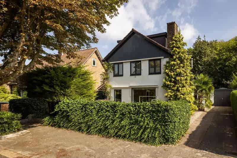 Huis te koop: Prof. Asserlaan 4 2105 TL Heemstede | Funda