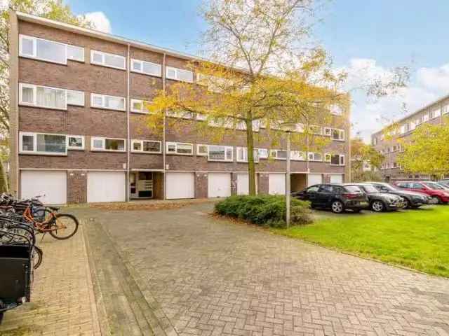 4 Kamer Appartement Diemen Centrum 67m2 Garage Berging