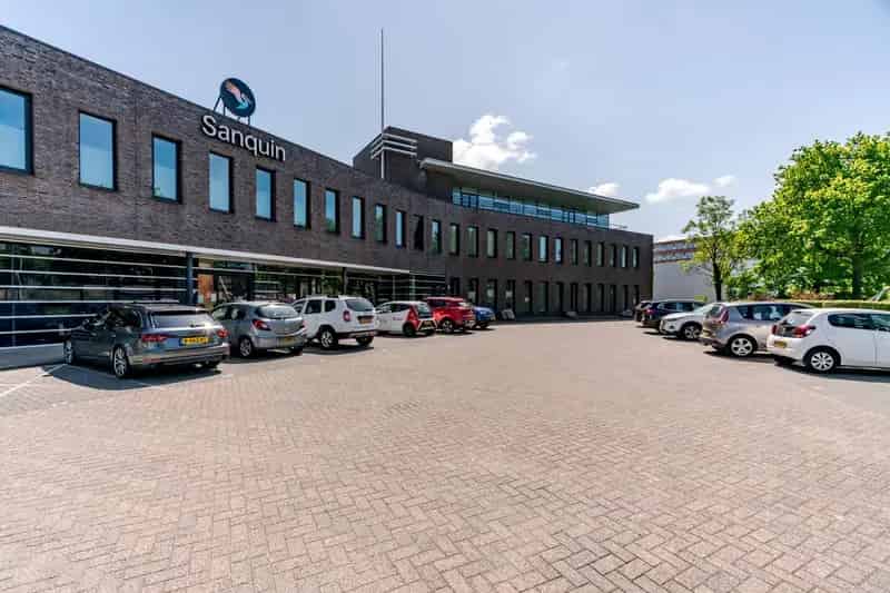 Kantoorruimte Leiden Bio Science Park 1387m² te huur