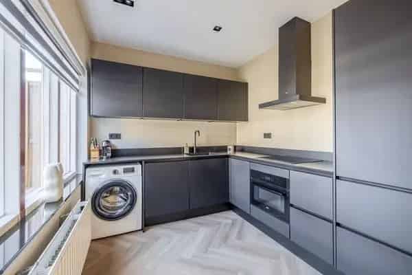 Sfeervolle woning met 4 slaapkamers en grote schuur
