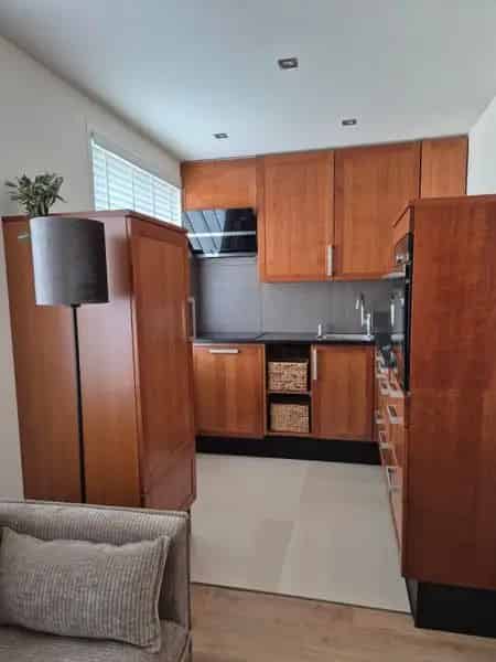 Gerenoveerd Appartement Nabij Station - Geschikt voor 1 Persoon
