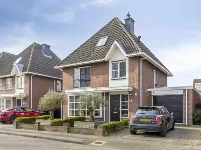 Huis te koop Eindhoven 5 slaapkamers 208m²