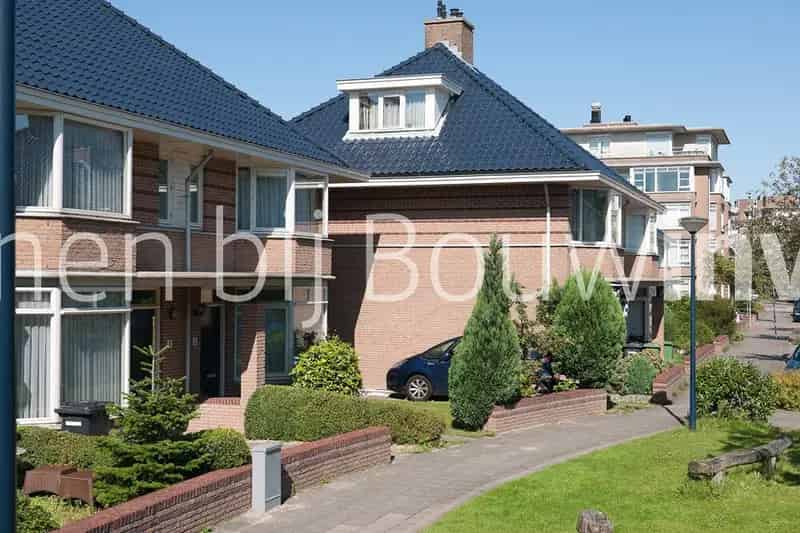 Ruime Tussenwoning 164m2 Leidschendam 3 slaapkamers Garage