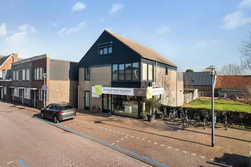 Winkel en Bovenwoning Moerkapelle Wonen en Werken Combineren