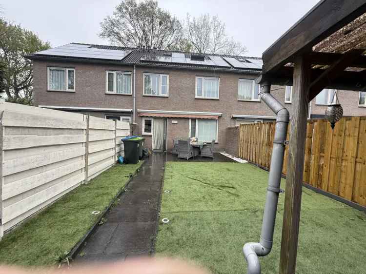 3 Slaapkamer Huis Dommelen Nabij Speeltuin Bergzolder