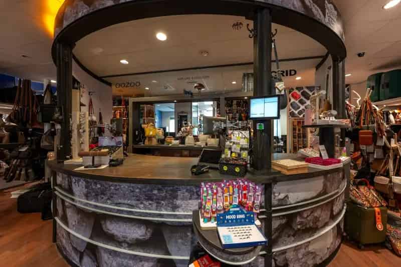 Winkel te Koop Alkmaar: 224m² in Winkelcentrum De Mare