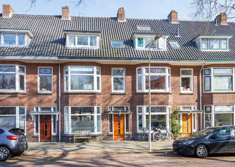 5 Slaapkamers Jaren 30 woning Leiden Professorenwijk