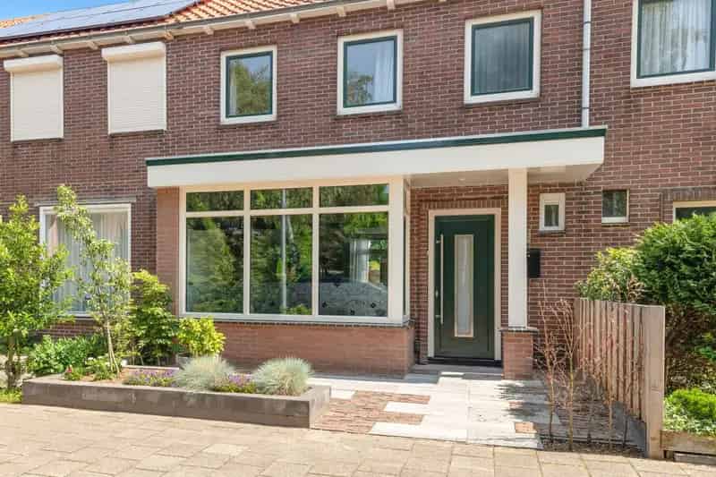 Huis te koop Heemskerk Pieter Breughelstraat 3 slaapkamers gerenoveerd