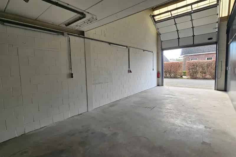 Bedrijfshal te Huur 's-Graveland 44m² Cannenburgerweg
