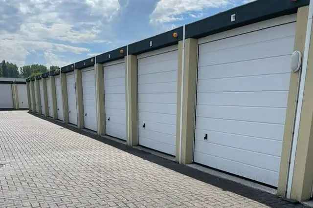 Garagebox Lelystad | Zoek garageboxen te huur: Kwikstraat 3-110 8211 AM Lelystad [funda in business]