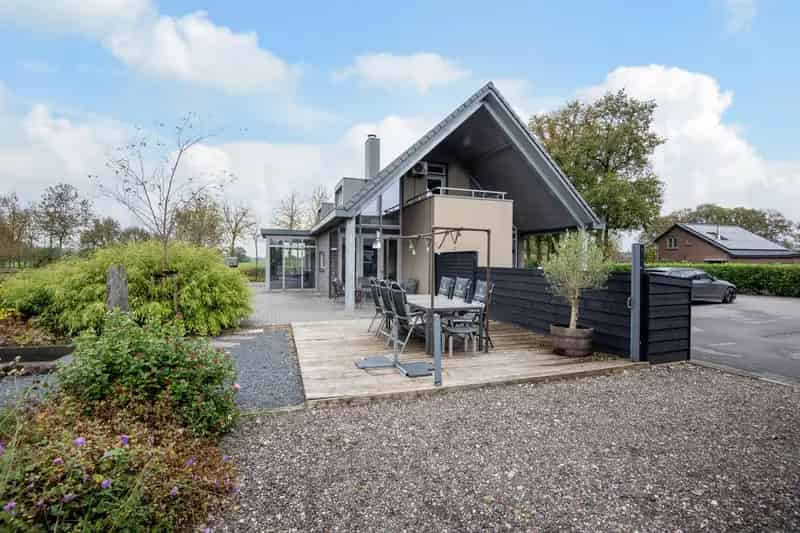 Luxe Vrijstaande Woning met Paardenfaciliteiten Lunteren