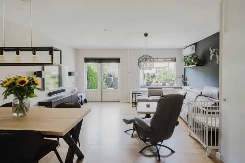 Ruime woning Spijkenisse 4 slaapkamers garage oprit
