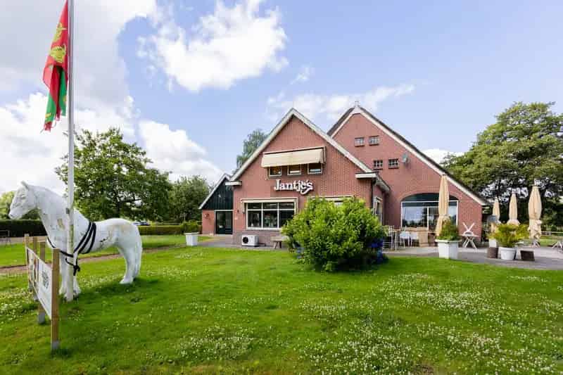 Horecaruimte te Huur Eext Compleet Ingericht