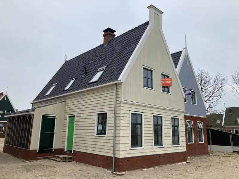 Stiereveld 17, Watergang
