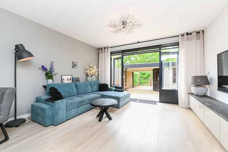 Huis te koop Honselersdijk: Luxe Hoekwoning Aan Het Water