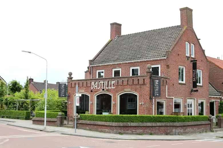 150m2 Horeca te Koop Best Ruim Restaurant met Bovenwoning