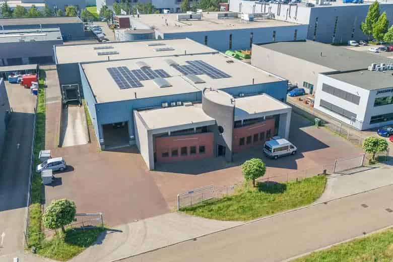 Bedrijfsruimte te koop of te huur Venlo 2360m2